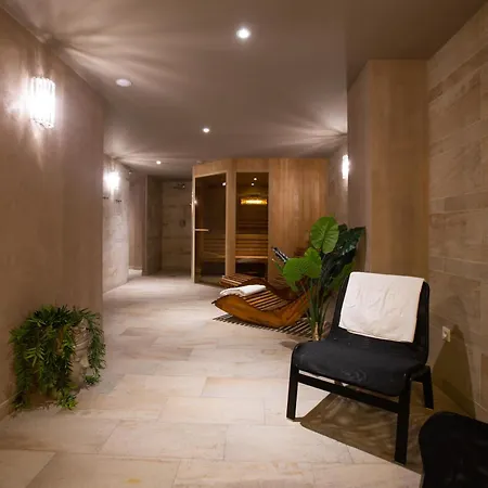 1834&spa Apartment