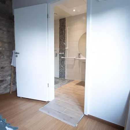 1834&spa Apartment